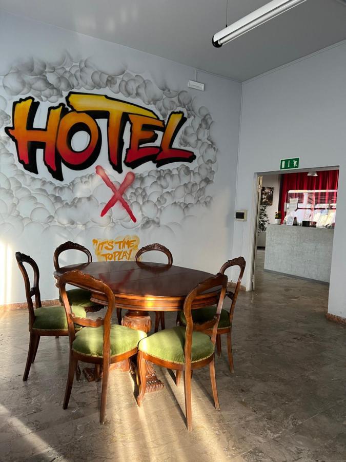 X Hotel Punta Marina Exterior photo